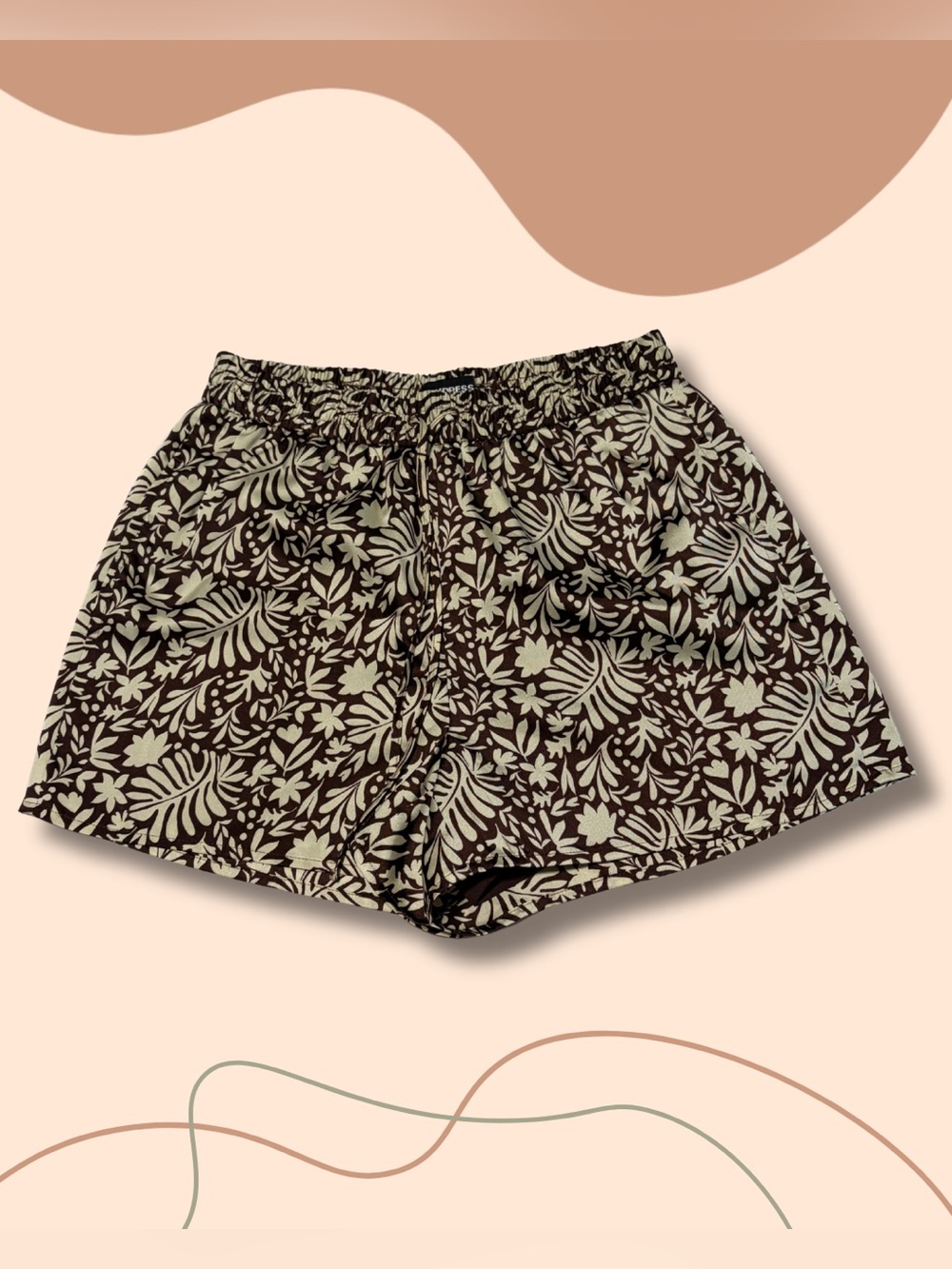 Express Women's Brown and Cream Floral Pull-On Shorts